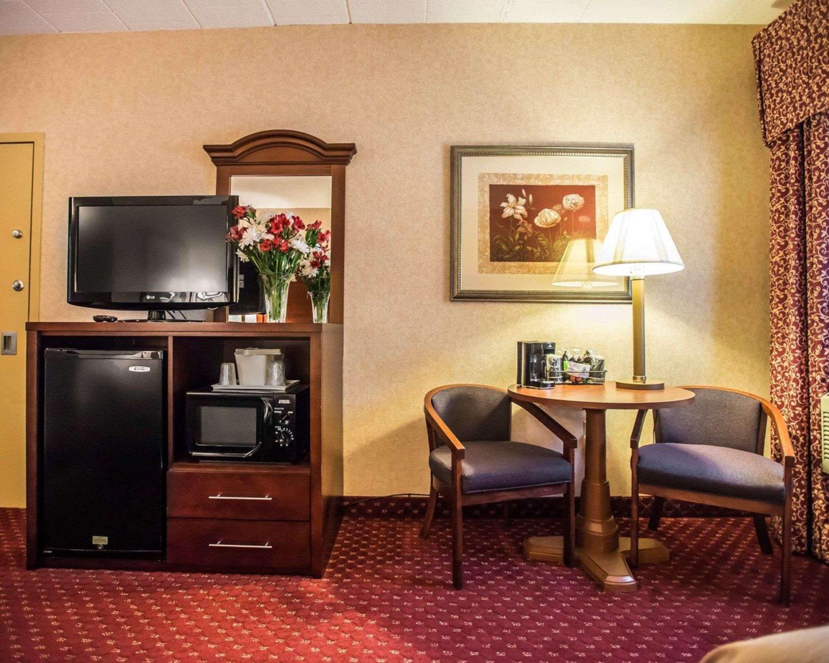 Comfort Inn Pocono Lakes Region Lake Ariel Kültér fotó